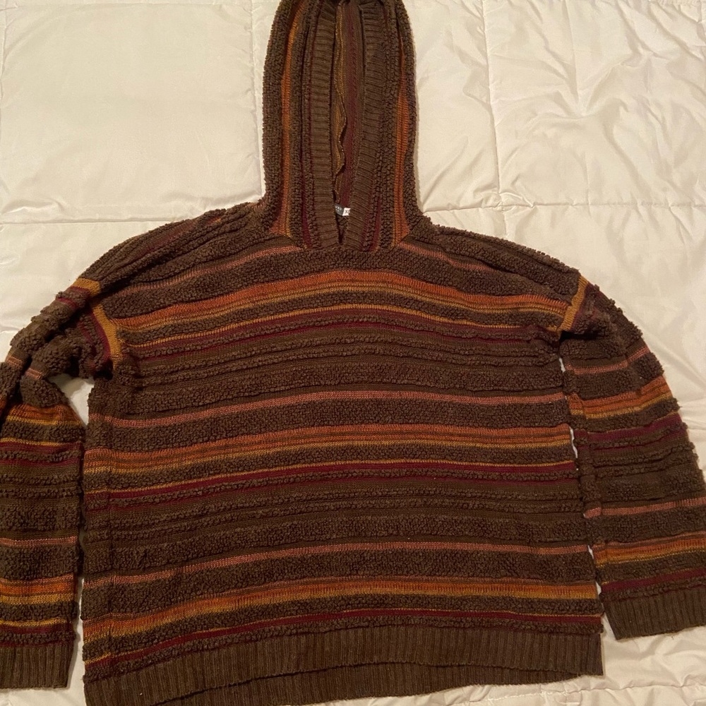 Earthbound pullover